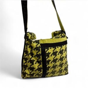 With Jean Houndstooth Green and Black Bag